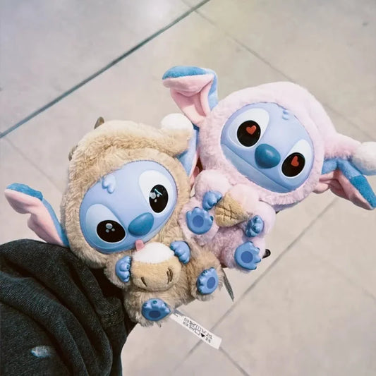 Disney Lilo & Stitch Pyjama Party Vinyl Collectible Toys, Set of 6 + Blind Box